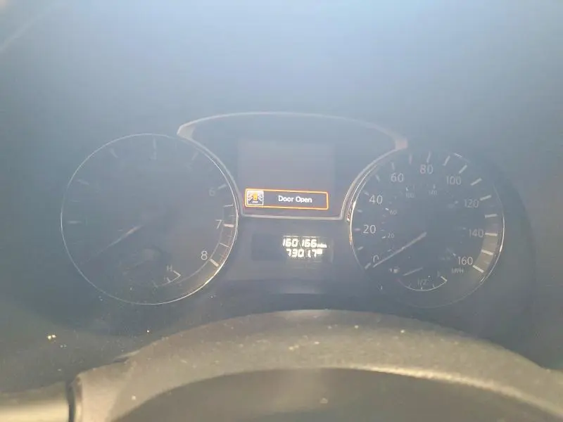 2015 NISSAN PATHFINDER SV  