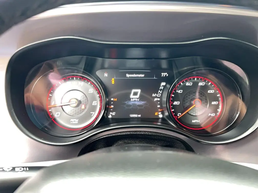 2020 DODGE CHARGER SXT  