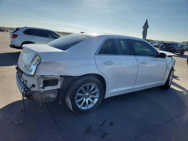 2014 CHRYSLER 300C   