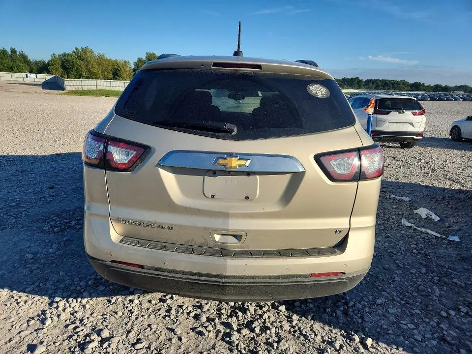 2017 CHEVROLET TRAVERSE LT  