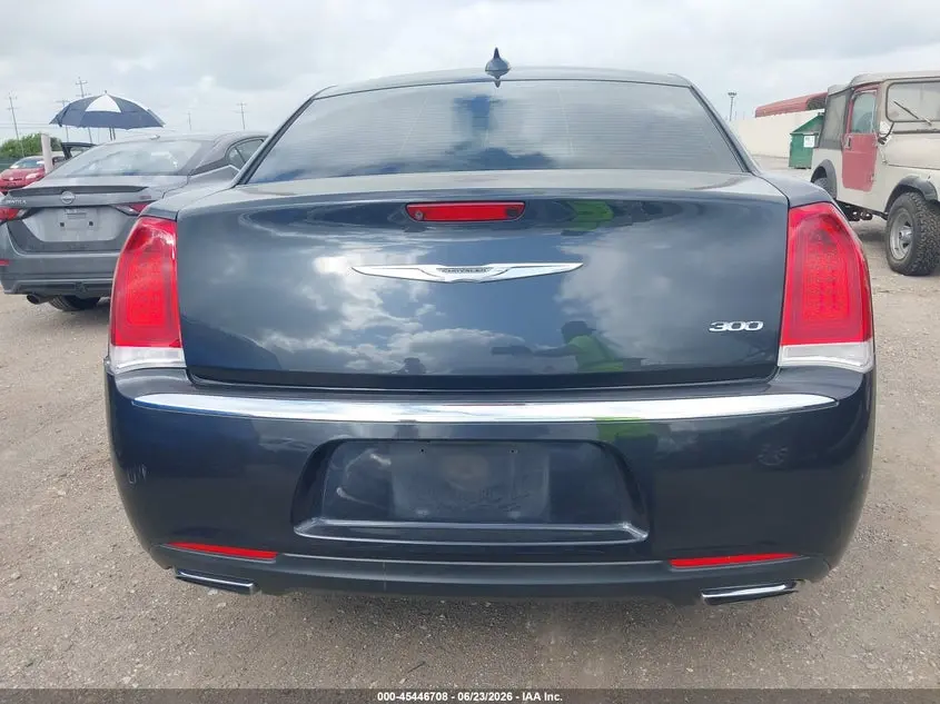 2016 CHRYSLER 300 LIMITED