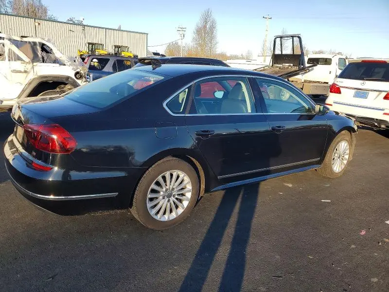 2017 VOLKSWAGEN PASSAT SE  