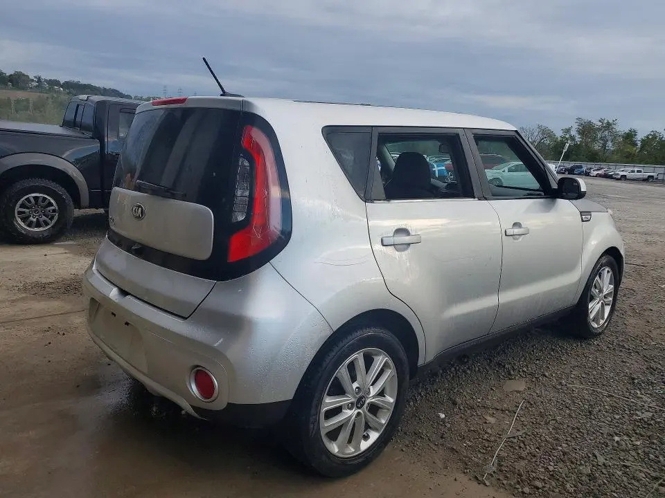 2019 KIA SOUL +  
