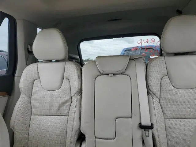 2018 VOLVO XC90 T6  