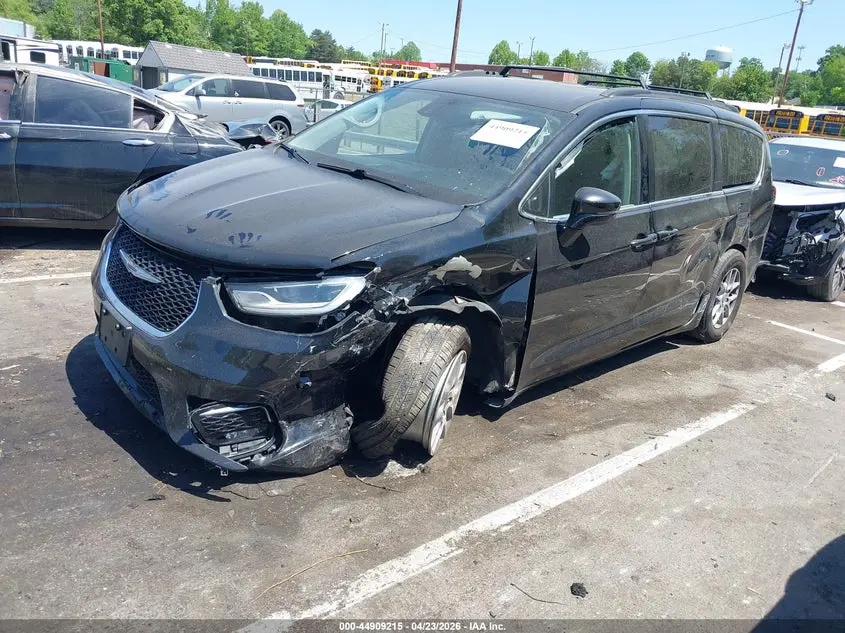 2022 CHRYSLER PACIFICA TOURING L