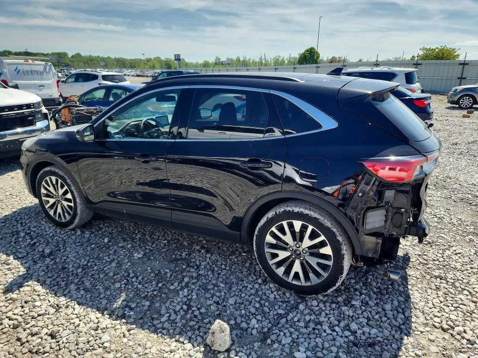 2020 FORD ESCAPE TITANIUM  
