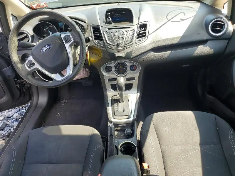 2018 FORD FIESTA SE  