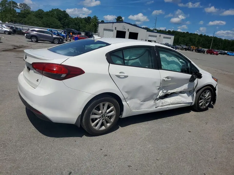2017 KIA FORTE S  