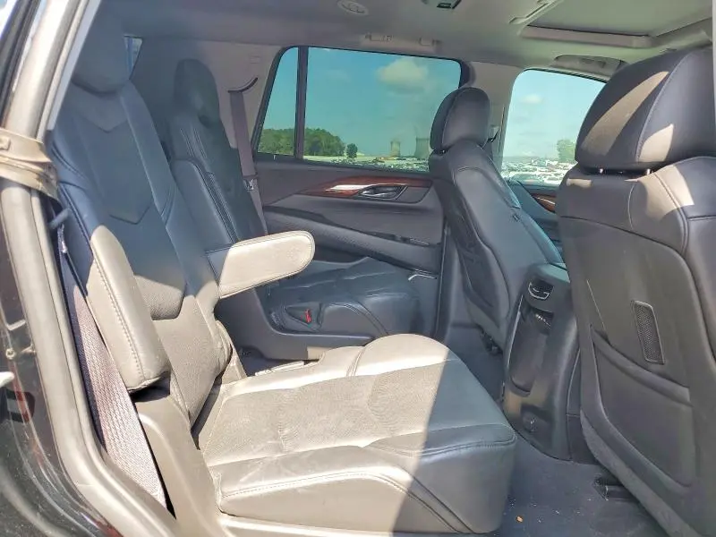 2015 CADILLAC ESCALADE LUXURY  