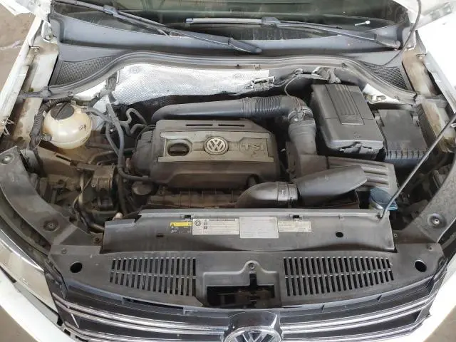 2013 VOLKSWAGEN TIGUAN S  