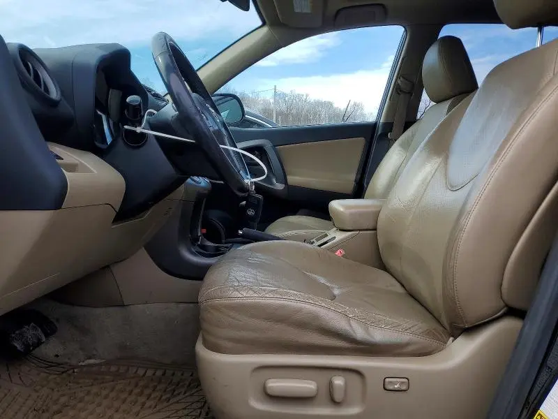 2010 TOYOTA RAV4 LIMITED  