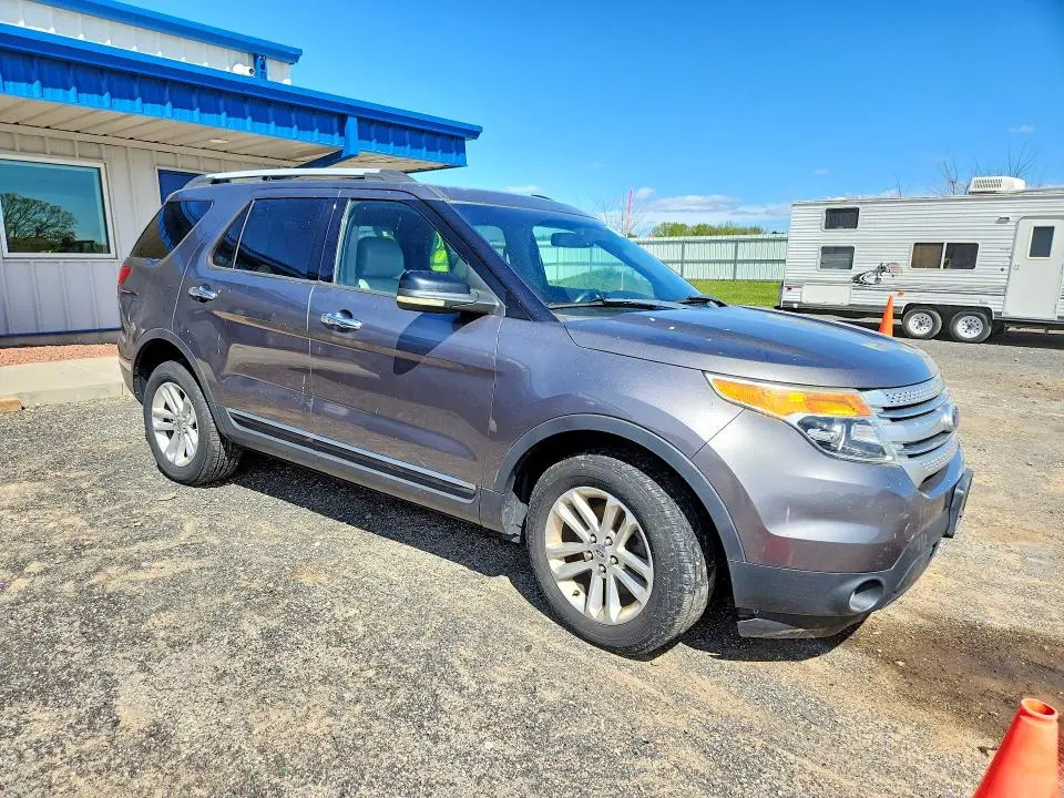 2011 FORD EXPLORER XLT  