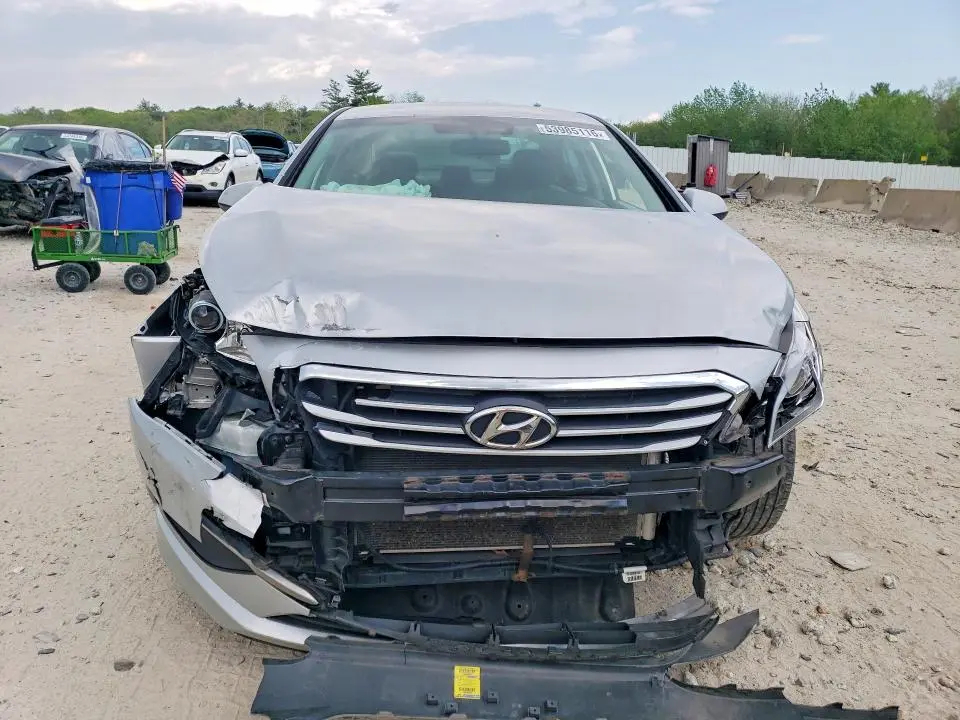 2017 HYUNDAI SONATA SE  
