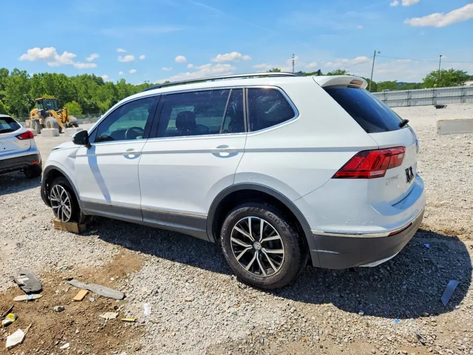 2021 VOLKSWAGEN TIGUAN SE  