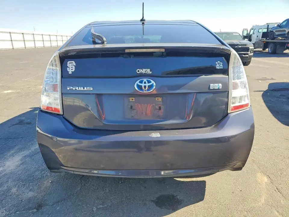 2010 TOYOTA PRIUS II  