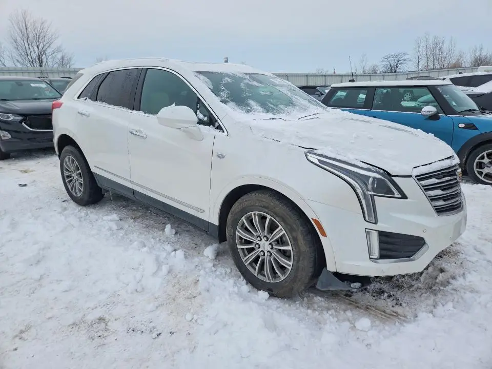 2017 CADILLAC XT5 LUXURY  