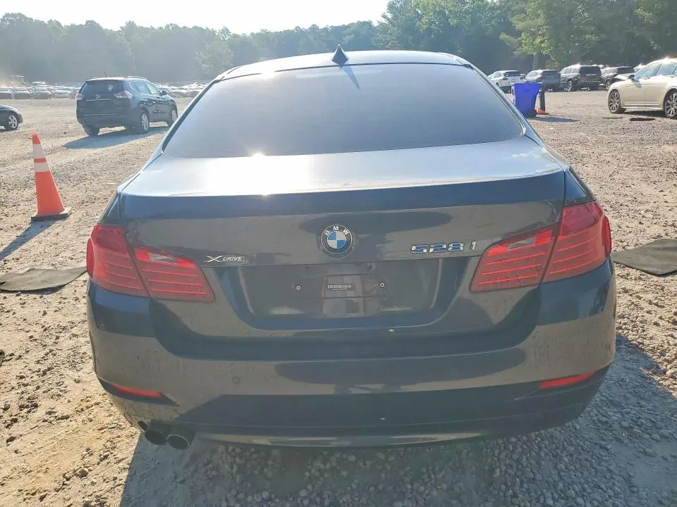 2016 BMW 528 XI  