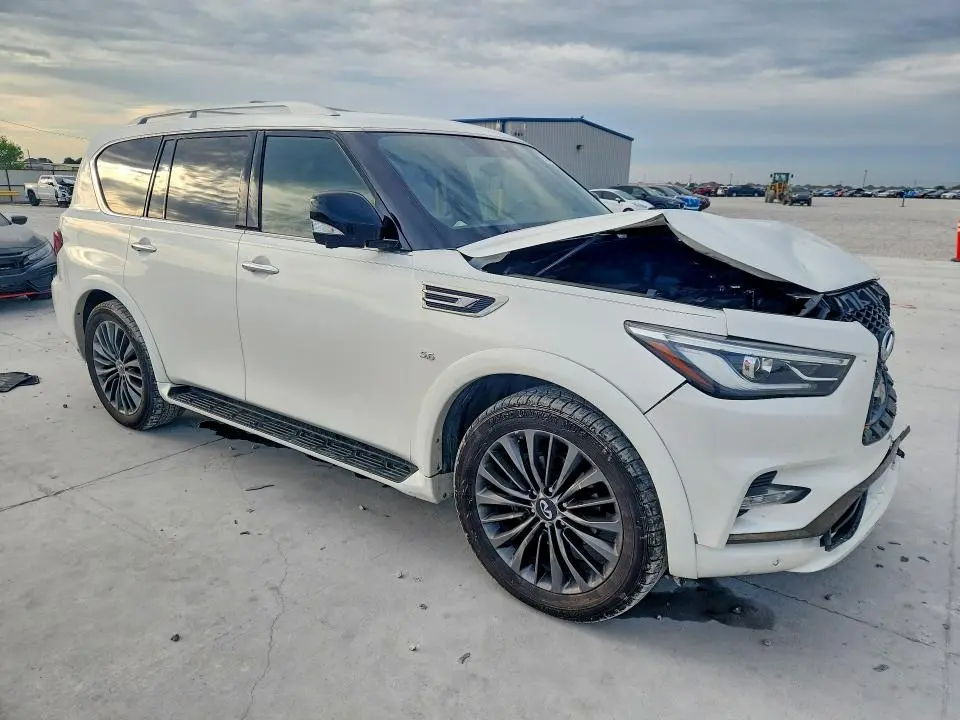 2020 INFINITI QX80 LUXE  