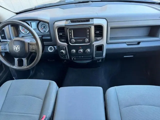2016 RAM 1500 ST