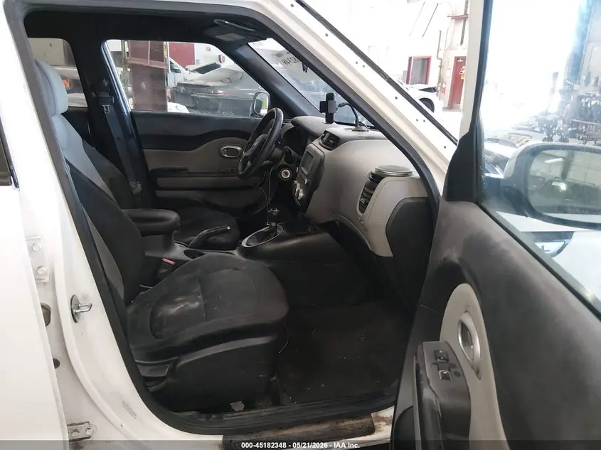 2017 KIA SOUL  