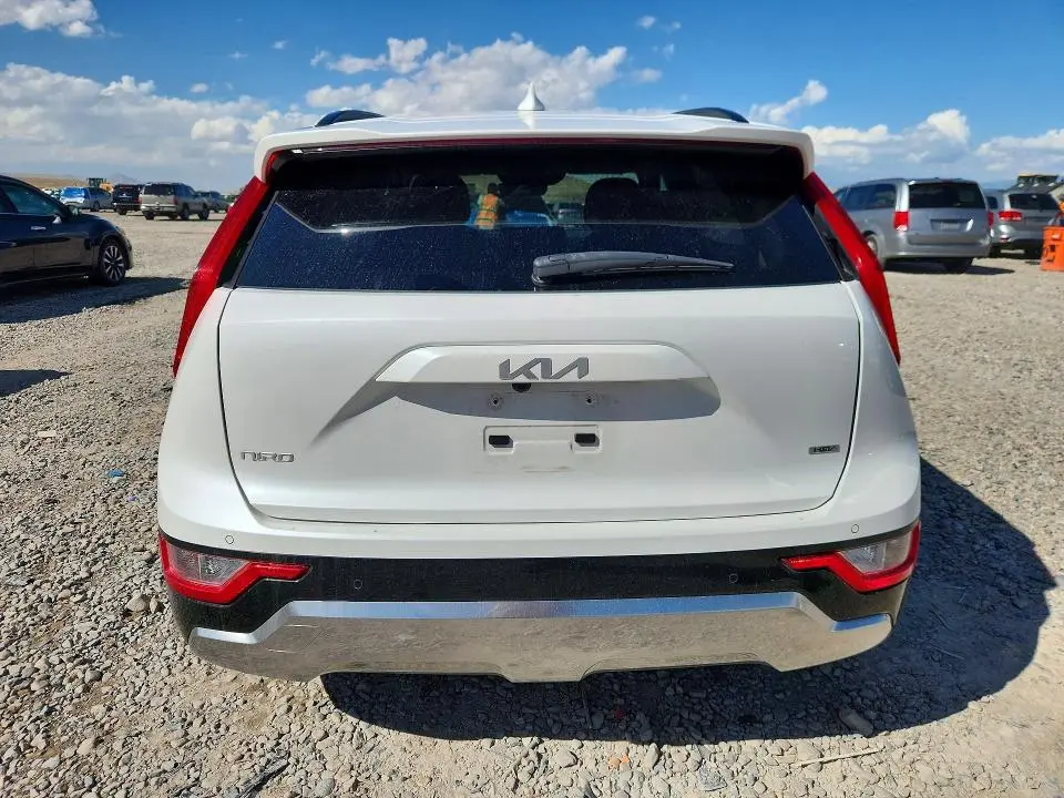 2023 KIA NIRO   