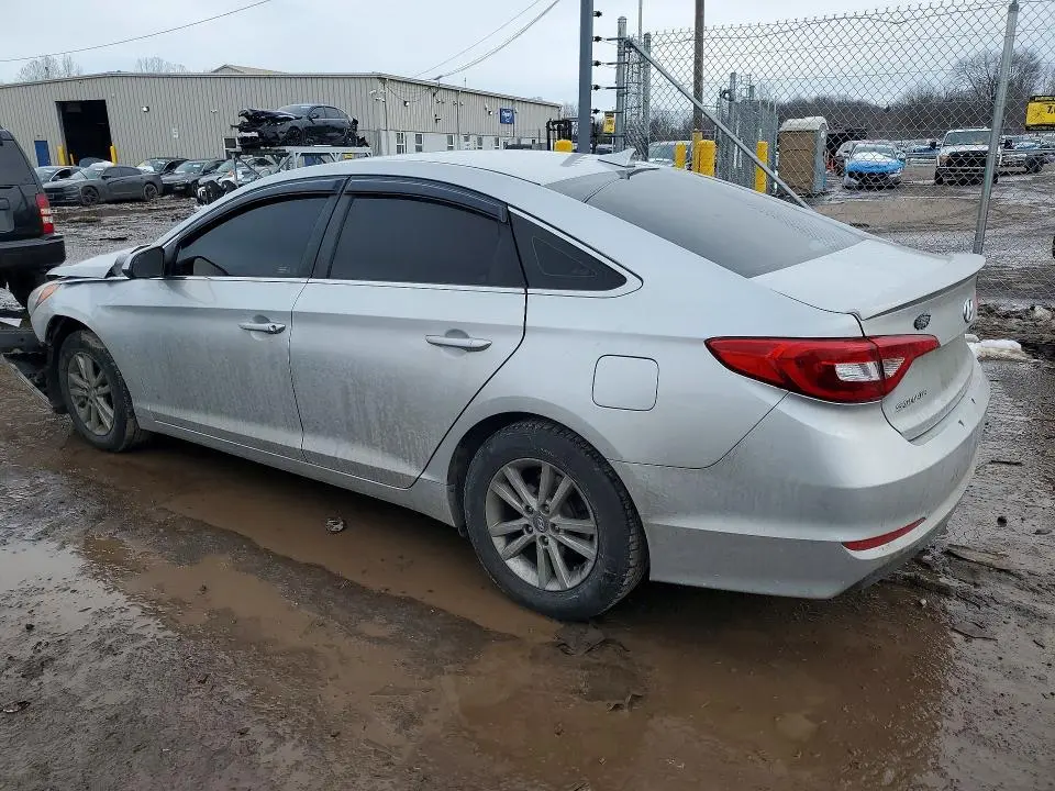 2015 HYUNDAI SONATA SE  