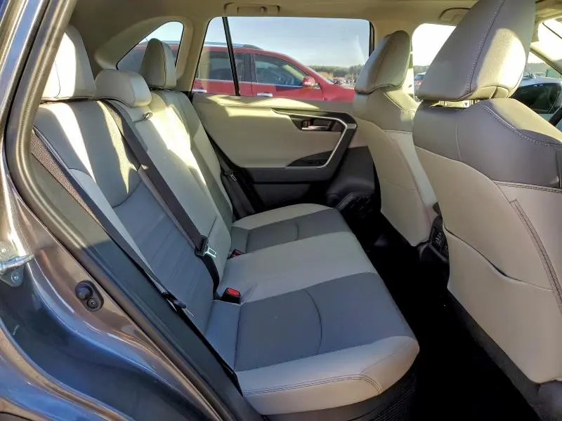 2022 TOYOTA RAV4 LIMITED  