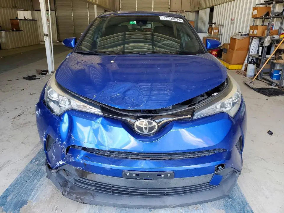 2018 TOYOTA C-HR XLE  