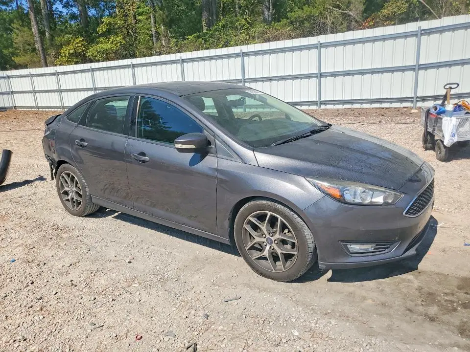 2017 FORD FOCUS SEL  