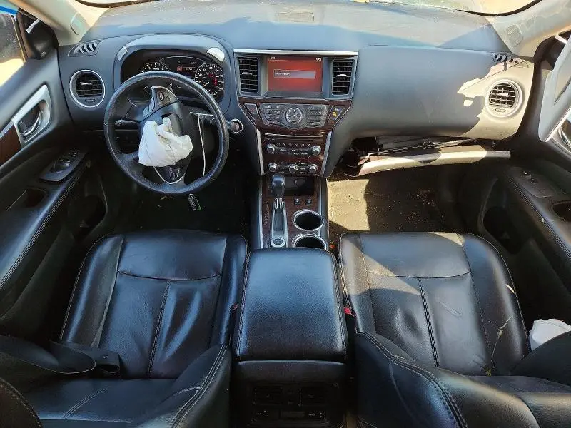 2015 NISSAN PATHFINDER SL  