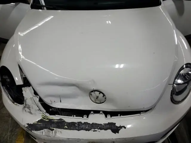 2018 VOLKSWAGEN BEETLE S  