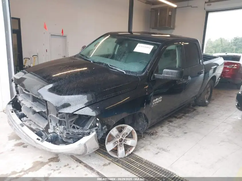 2020 RAM 1500 CLASSIC TRADESMAN  4X4 5'7 BOX