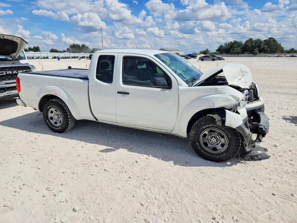 2019 NISSAN FRONTIER S  