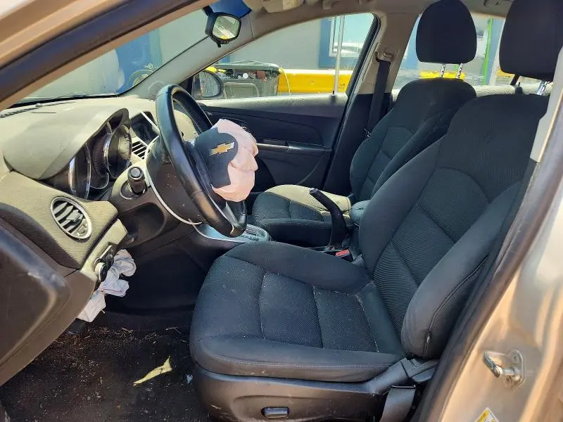 2012 CHEVROLET CRUZE LT  