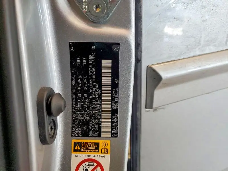 2018 TOYOTA HIGHLANDER SE  