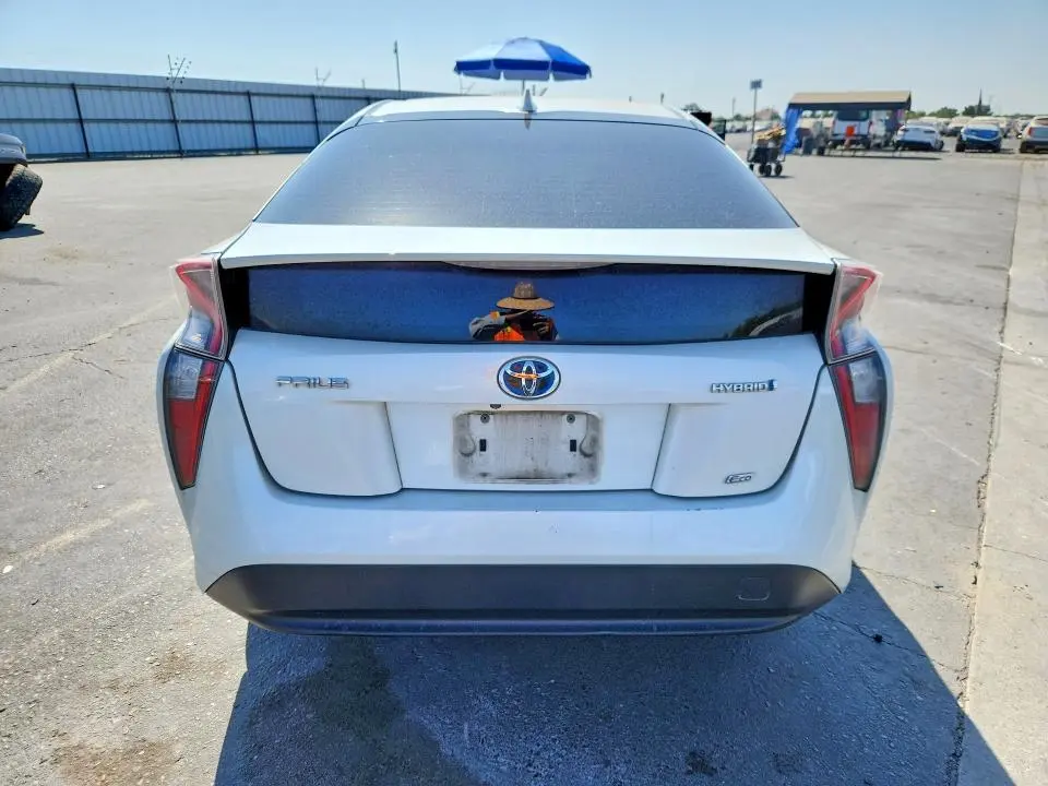 2016 TOYOTA PRIUS TWO ECO  