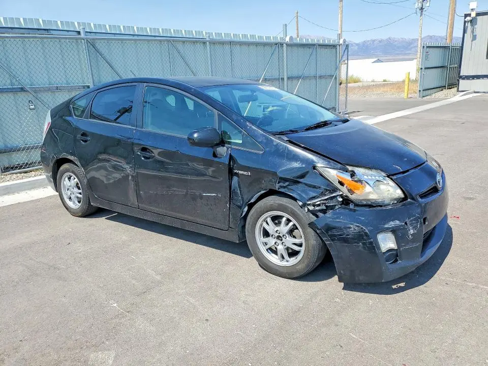 2010 TOYOTA PRIUS II  