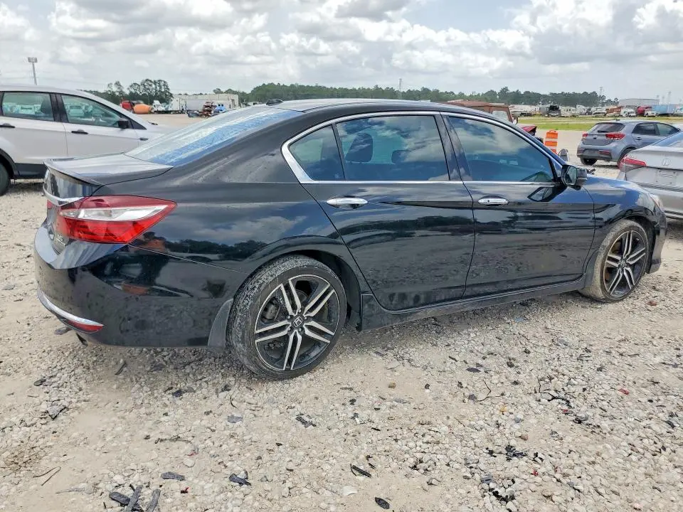 2017 HONDA ACCORD TOURING  