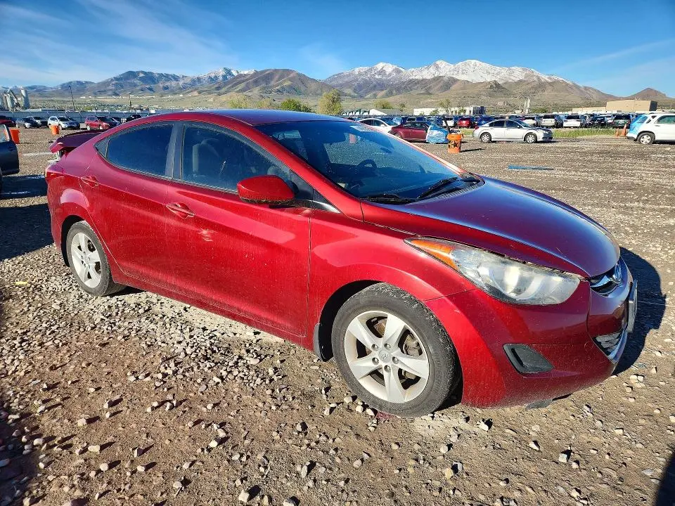 2013 HYUNDAI ELANTRA GLS  