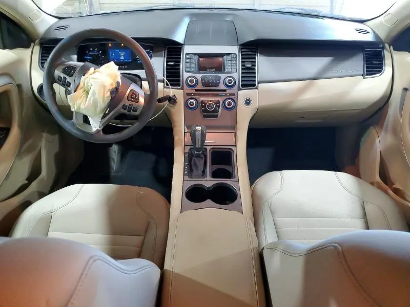 2018 FORD TAURUS SE  