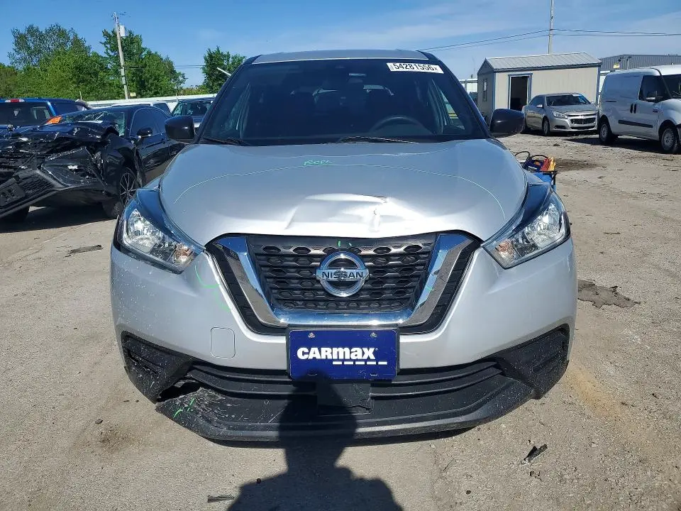 2020 NISSAN KICKS S  