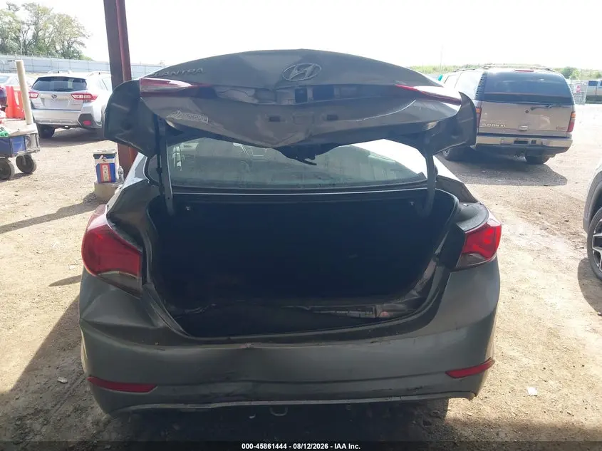 2016 HYUNDAI ELANTRA SE