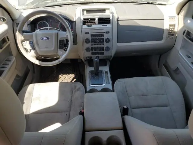 2010 FORD ESCAPE XLT  