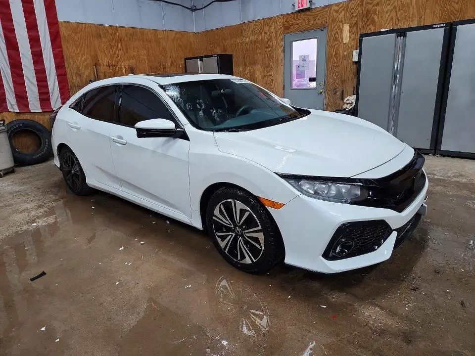 2017 HONDA CIVIC EX  