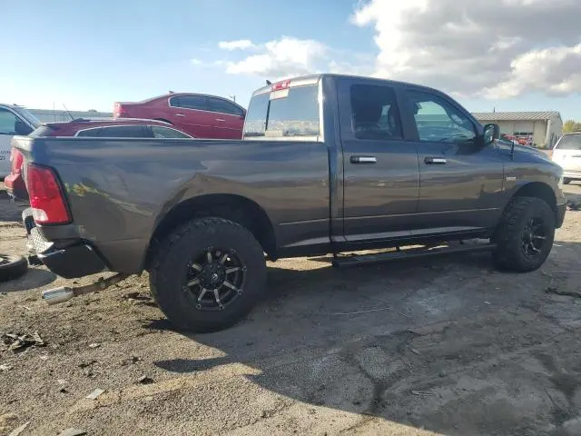 2016 RAM 1500 SLT  