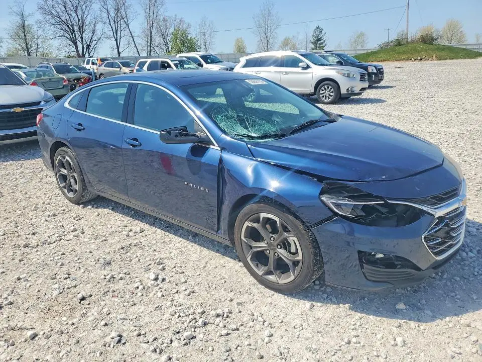 2022 CHEVROLET MALIBU LT  