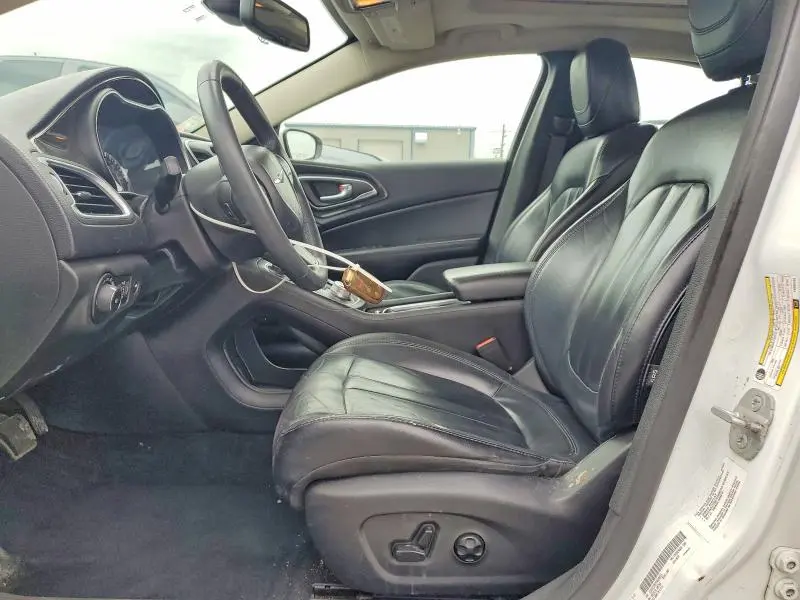 2015 CHRYSLER 200 C  
