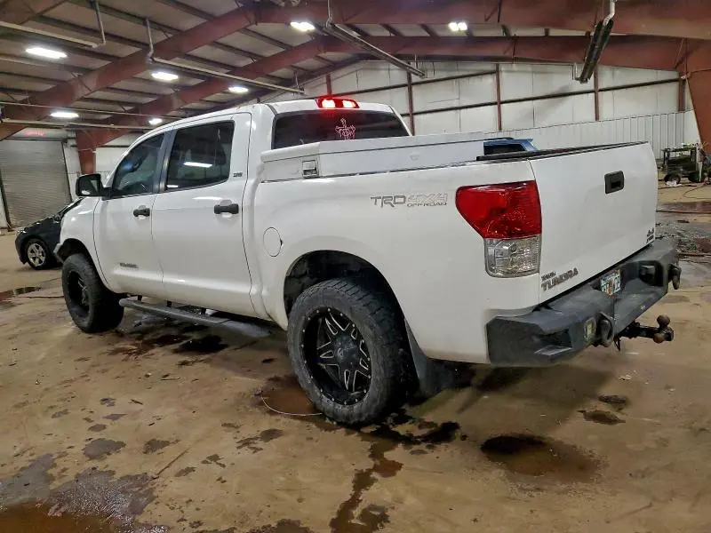 2011 TOYOTA TUNDRA CREWMAX SR5  