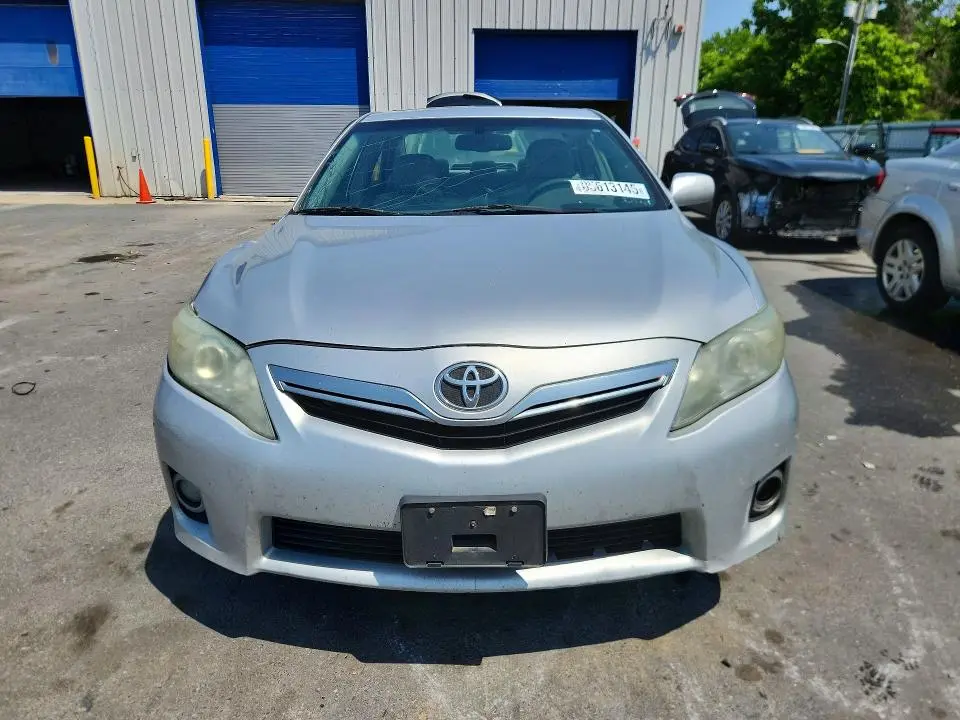 2011 TOYOTA CAMRY HYBRID  
