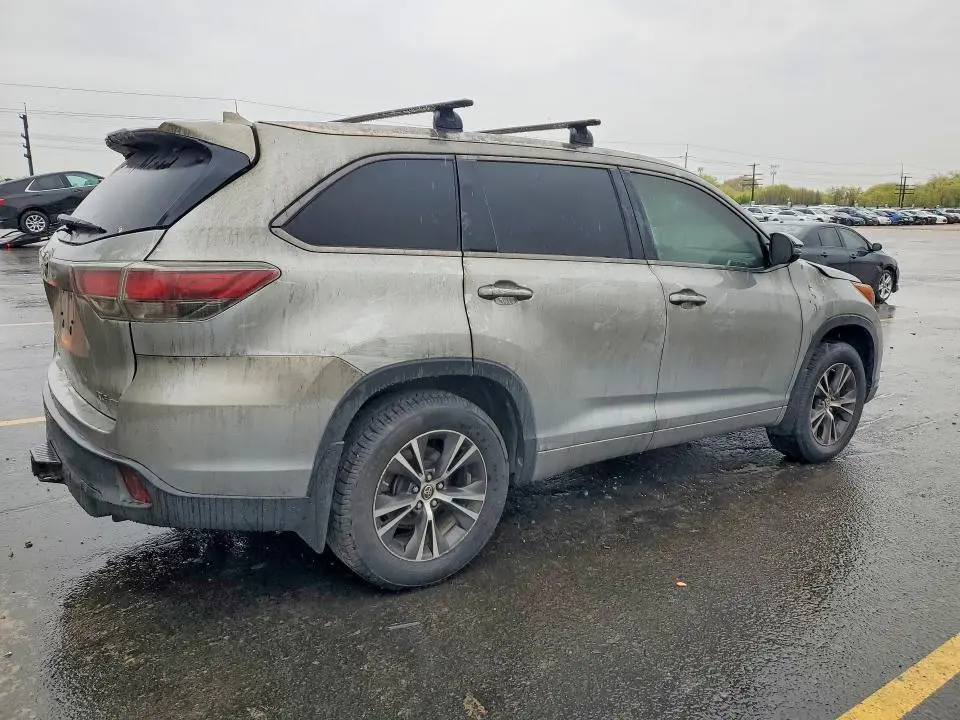 2016 TOYOTA HIGHLANDER XLE  